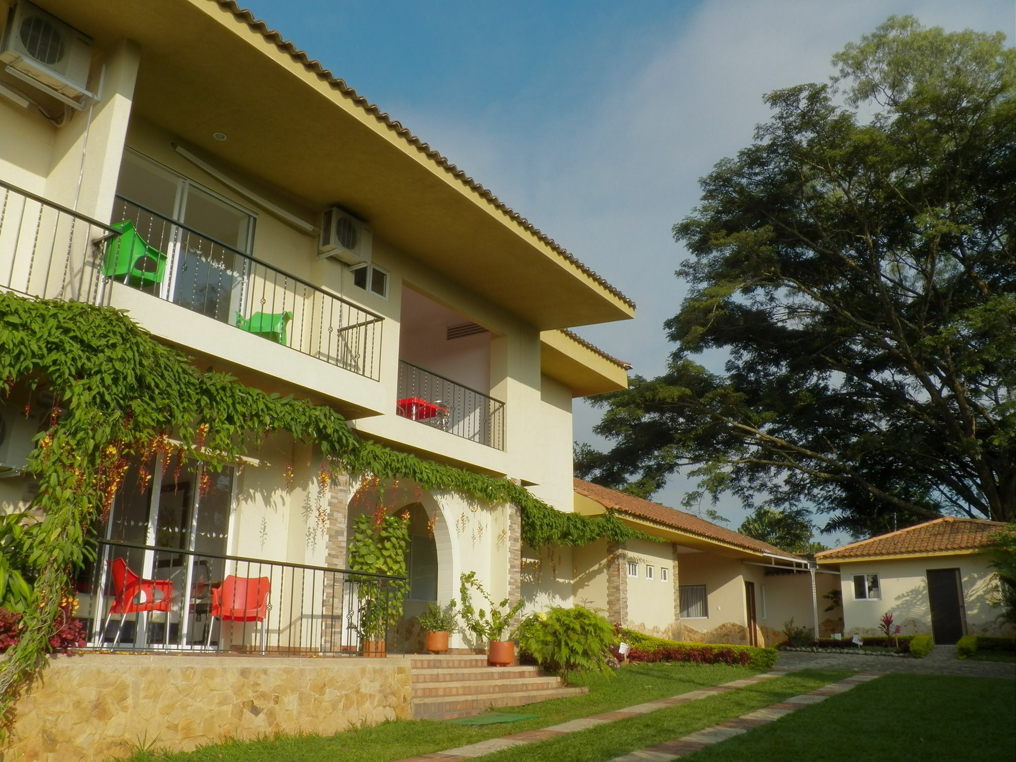 Hotel Campestre Santa Monica Pance Cali Exterior foto